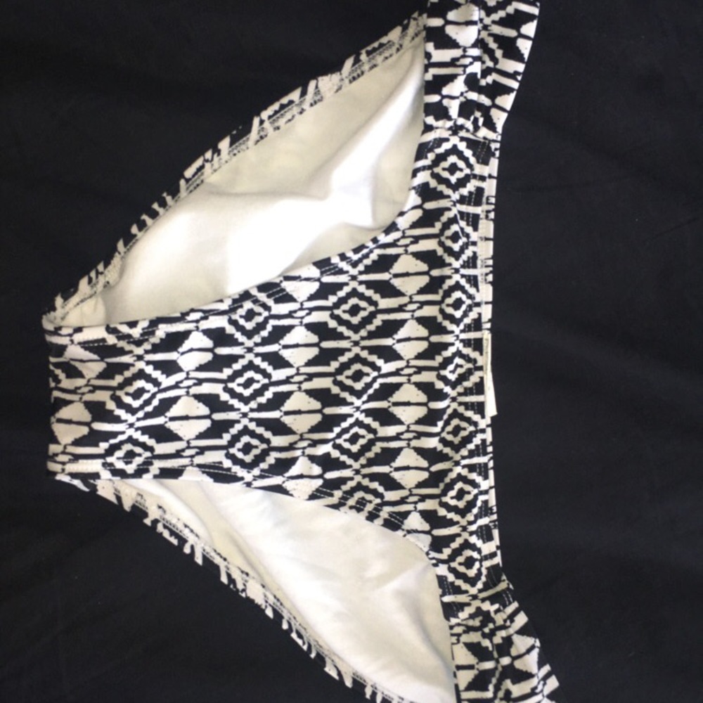 women’s bikini bottoms